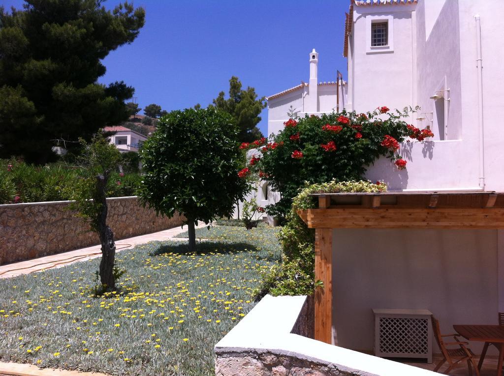 Villa Xenon Estate Spétses Esterno foto