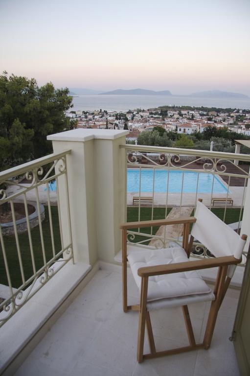 Villa Xenon Estate Spétses Esterno foto